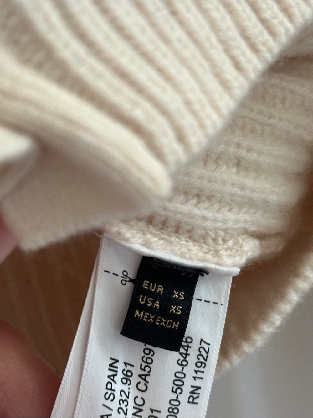 Massimo Dutti Wool Cashmere Cardigan - Picture 4 of 4